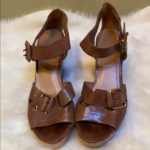 🏝🏝🏝Leather and cork wedge